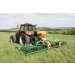 Beiser Environnement - Herse de prairie mixte 8 m avec sémoir et repliage hydraulique - En travail